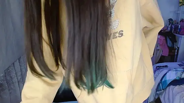 Nanylux online show from December 4, 3:53 am