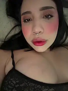 emy eviee online show from April 27, 3:20 pm