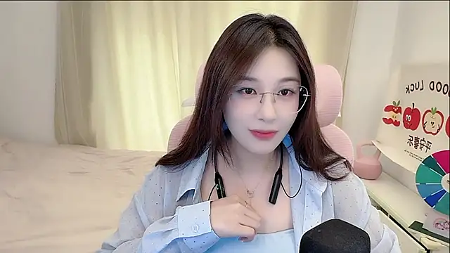 TTtia  online show from April 27, 3:14 am