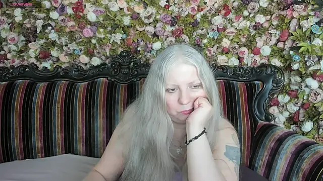 mariabelladonna online show from April 24, 10:12 pm