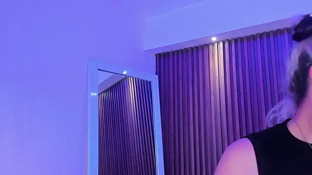 GabyRose9 online show from April 6, 8:21 pm