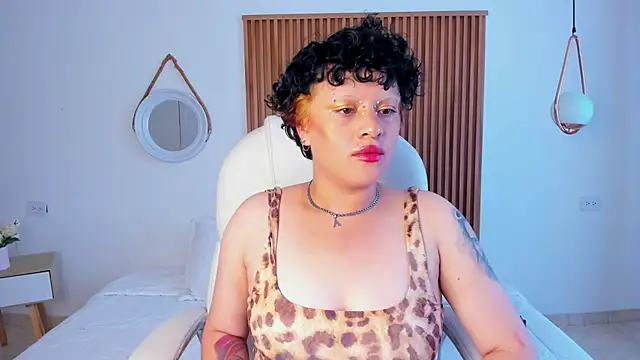 Alaska deluxe online show from February 17, 8:30 pm