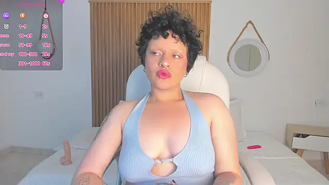 Alaska deluxe online show from April 21, 2:51 am