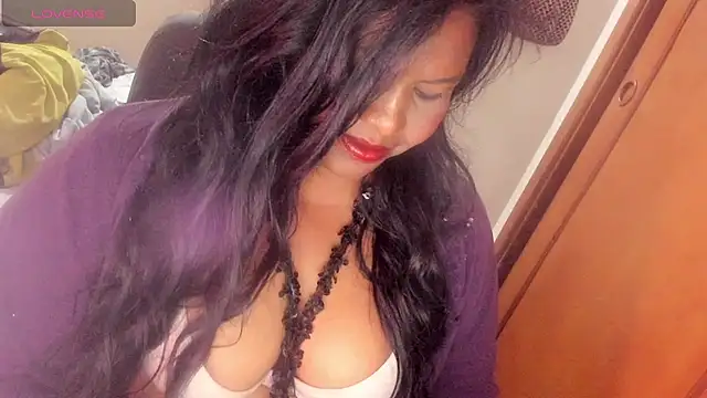 ebonycamelia online show from July 19, 10:34 pm