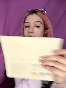 Valen-Foxx1 online show from April 28, 5:44 am