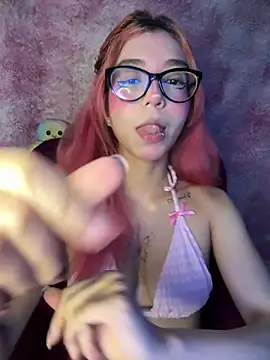 Valen-Foxx1 online show from April 21, 5:03 am