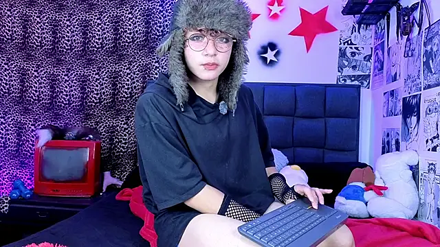 Apolo Ushi online show from November 23, 7:48 pm