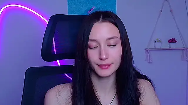 Stella XO online show from April 23, 11:39 am