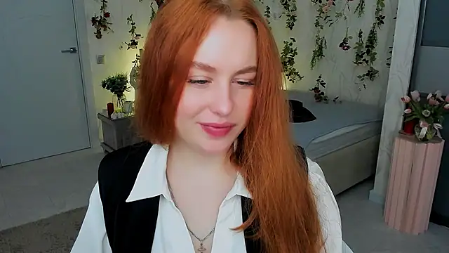 AirySilhouette online show from April 18, 7:29 pm