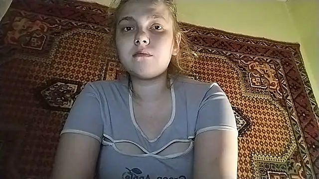 KikiBang online show from April 21, 6:48 pm