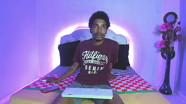 CoralAndOcean  online show from January 10, 6:23 pm