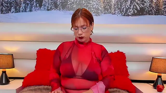 MillyHotsoon online show from February 4, 11:13 am