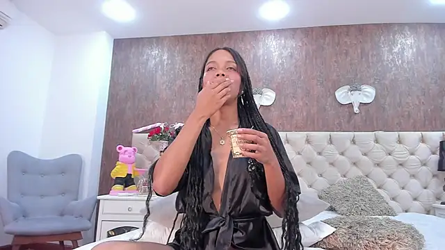 DaimondJohnson online show from April 6, 5:30 am