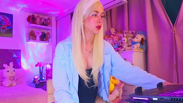 MadamBarbiee online show from January 8, 12:25 am