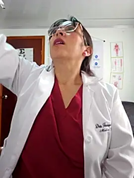 JustSamantha  online show from February 9, 1:57 pm