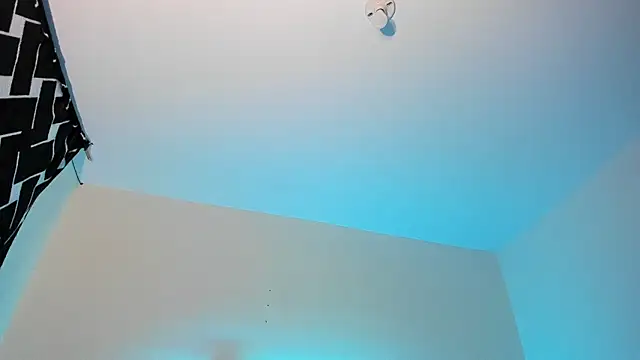 stanandrose  online show from April 25, 3:20 am