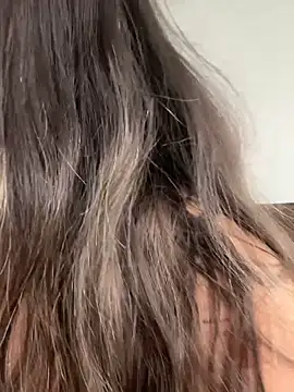 Little  Danni1 online show from April 19, 10:34 pm