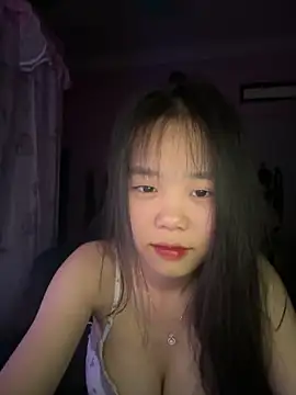 Kiee-lee online show from April 21, 2:46 pm