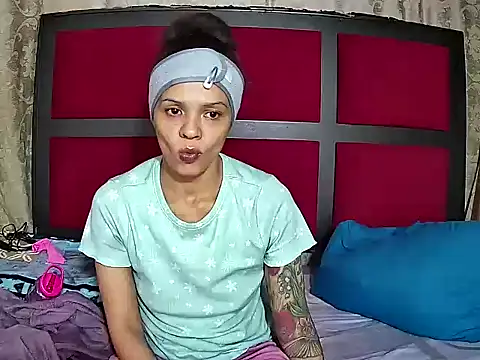 Cadence28 online show from April 18, 7:29 pm