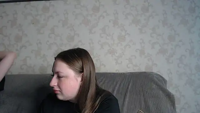 GirlPlayer online show from June 12, 1:57 am