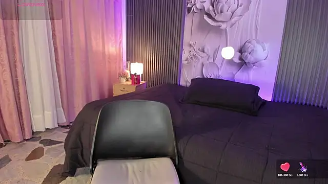 RenataMason online show from April 23, 6:32 am