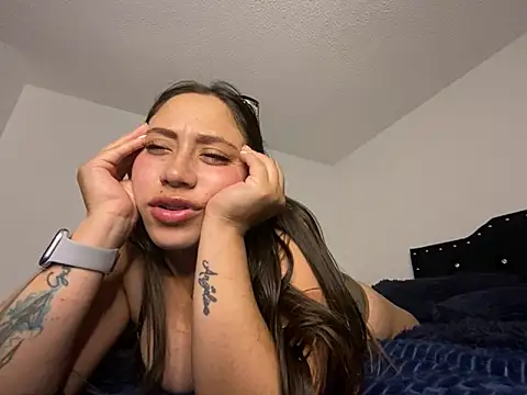 LyaRose online show from March 9, 4:15 am