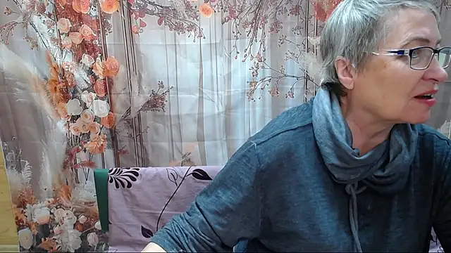 OlgaLuck online show from March 25, 6:38 am