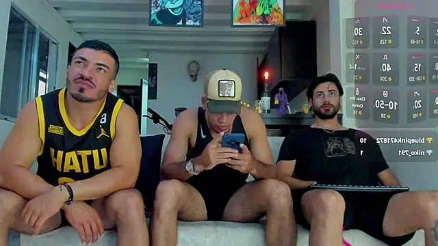 heteros curious online show from January 15, 1:00 am