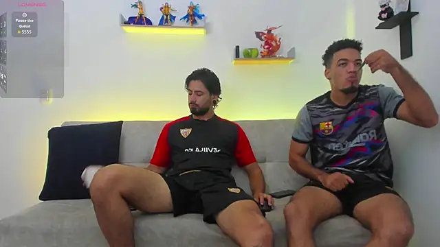 heteros curious online show from April 11, 12:50 am