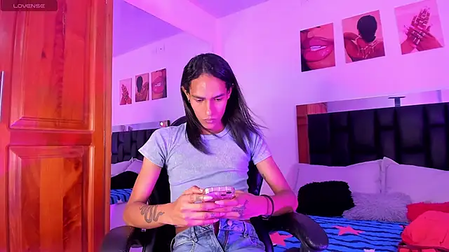 ValeryTs1 online show from April 18, 7:07 pm