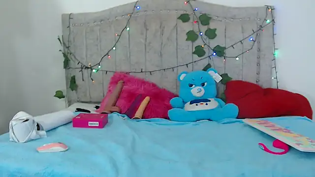 Tinyy Star online show from April 24, 7:16 pm