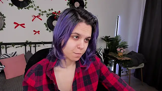 LiraBelle online show from April 24, 3:09 am