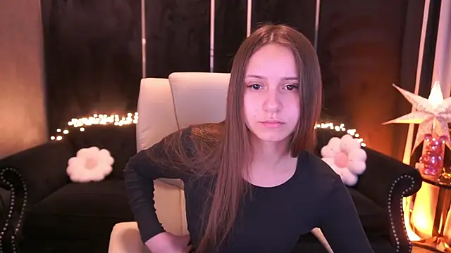 TinyNatalie online show from April 25, 6:16 am