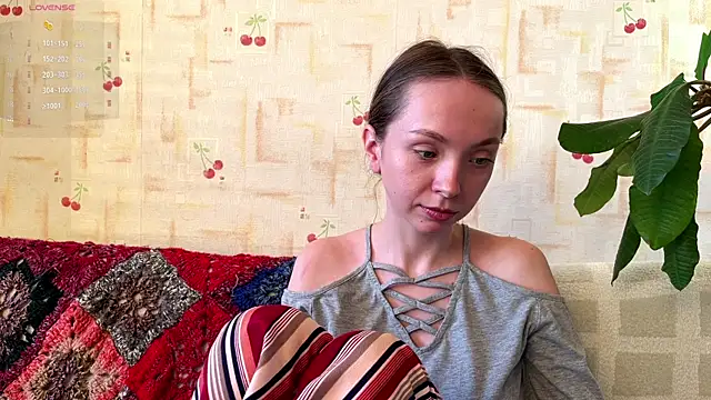 PaulaTisch online show from March 4, 3:18 pm