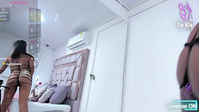 thalia nichols online show from April 20, 9:07 pm