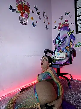 DaslyTsRoze online show from April 25, 2:03 am