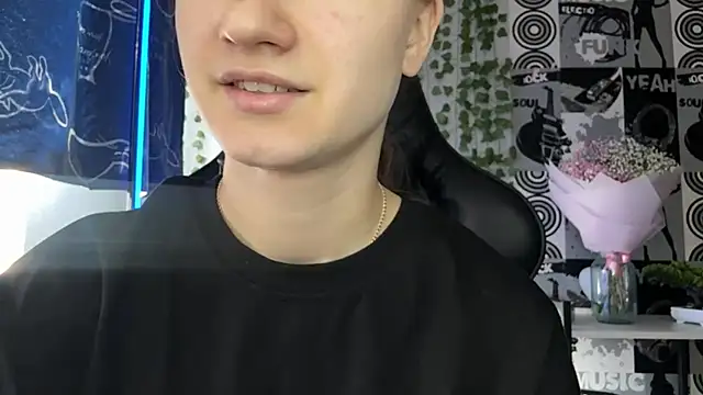 helgicuteness online show from March 10, 12:20 pm