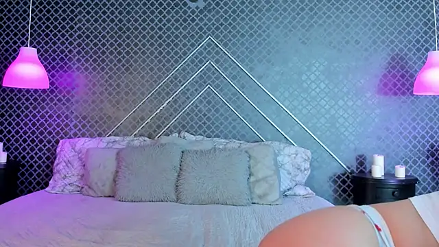 Skyy bloom online show from April 28, 12:53 pm