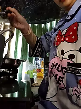 Lin-kute98 online show from April 22, 8:33 am