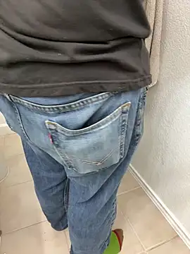 2addictivelyhorny online show from April 4, 5:56 pm