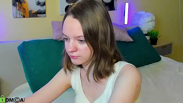 Olivia Riesz online show from March 27, 1:07 am