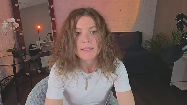 Marla Bri online show from June 7, 1:51 pm