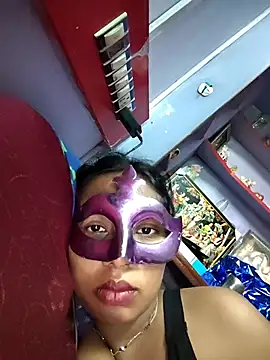 aarti03fb online show from June 18, 9:14 am