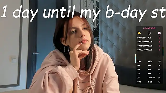 SharaSauer online show from February 27, 1:16 am