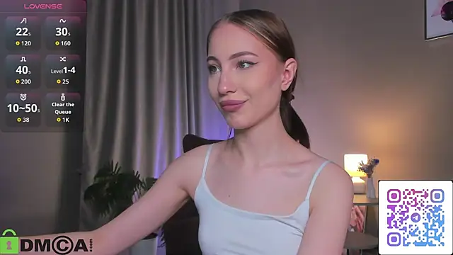 lally cute online show from December 5, 4:30 pm