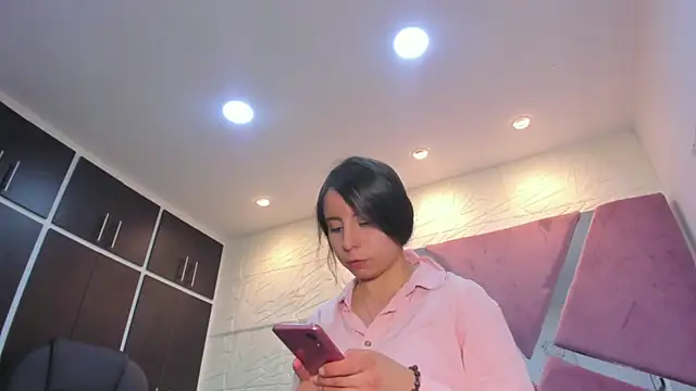 sol-angel online show from April 24, 6:33 pm