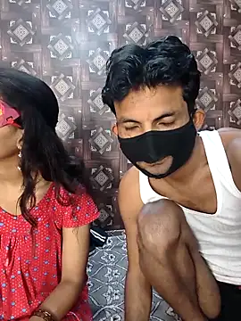 Sexy komal02 online show from April 1, 6:14 am