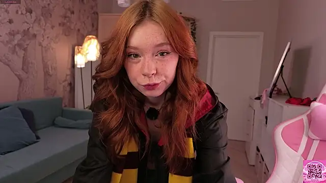 eva aria online show from April 28, 1:47 am