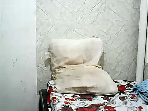 cutechubby online show from February 25, 1:26 am