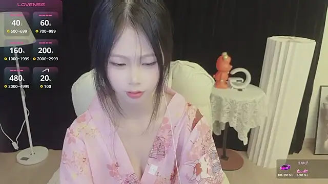 -Annababy online show from April 26, 8:50 pm